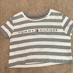 Tommy Hilfiger t shirt
